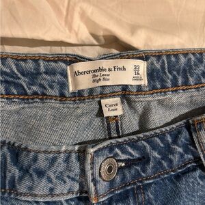 Abercrombie & Fitch High Rise Jeans
